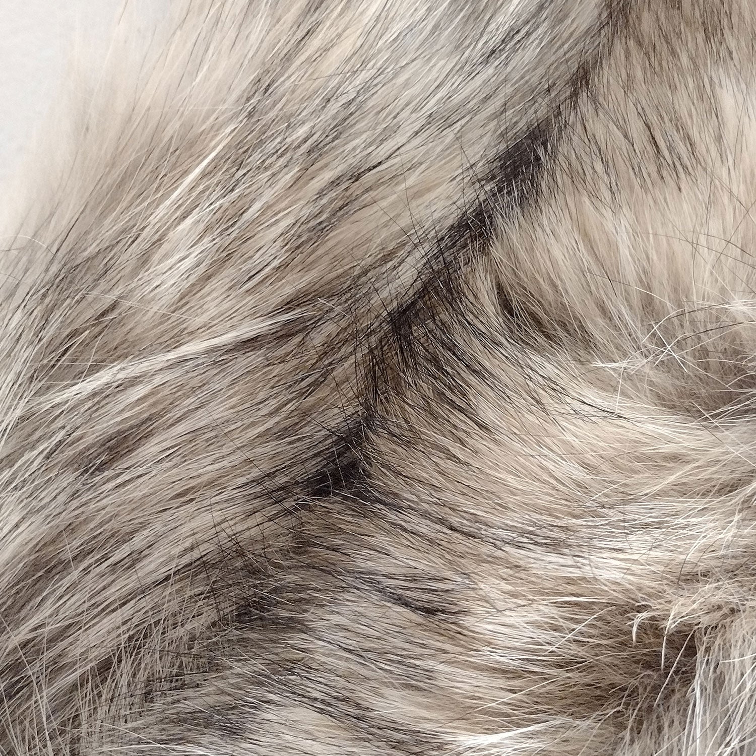 Zip-on Coyote Fur Hood Ruff - Image 3